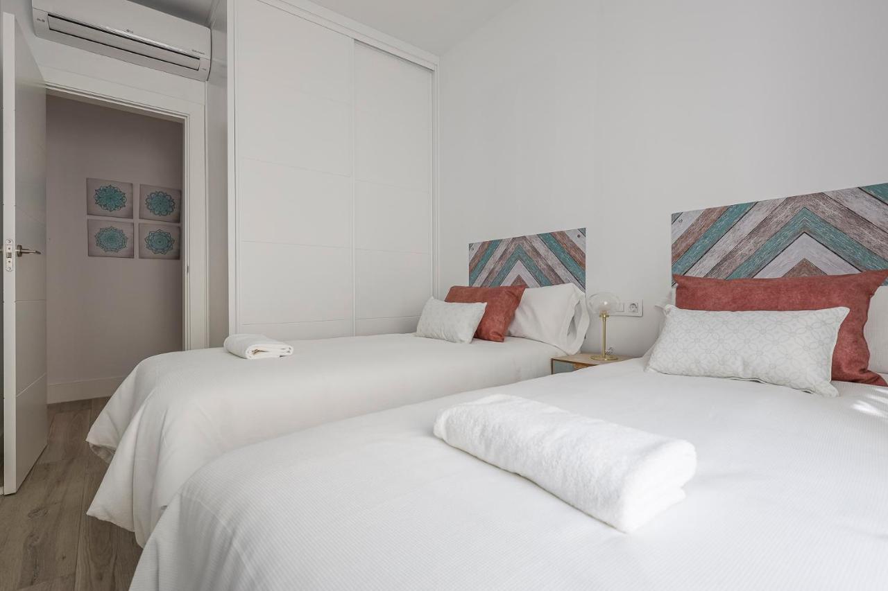 Family Home Suits Encantos De Sevilla מראה חיצוני תמונה