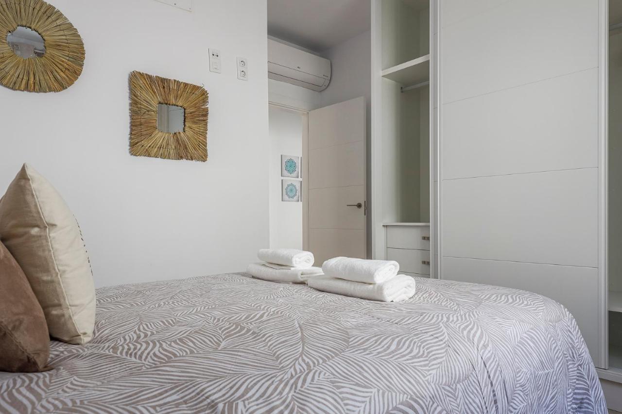 Family Home Suits Encantos De Sevilla מראה חיצוני תמונה
