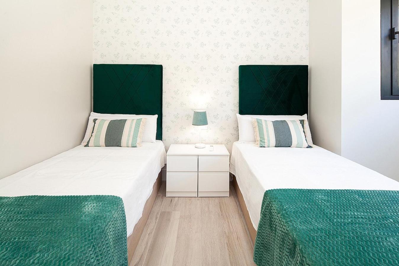 Family Home Suits Encantos De Sevilla מראה חיצוני תמונה